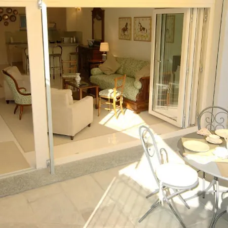Apartment La Casina A Massino Visconti